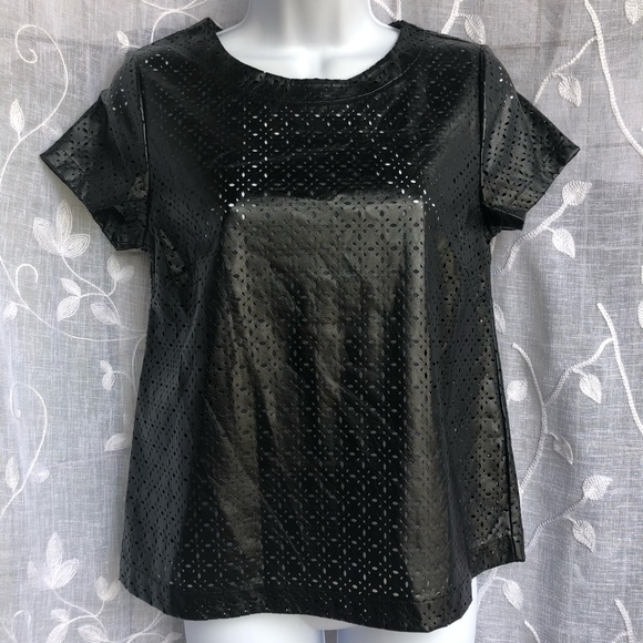 Banana Republic• Faux Leather Eyelet Black - Picture 3 of 7